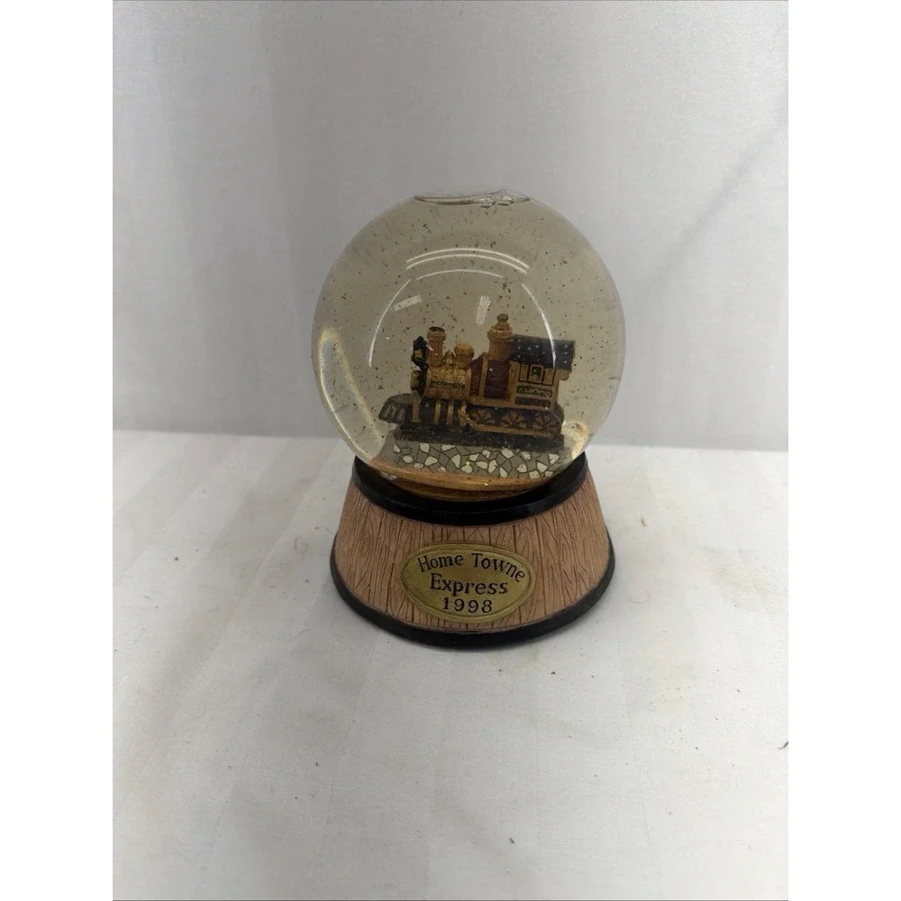 1998 Home Town Express Snow Globe Musical Wind-up
